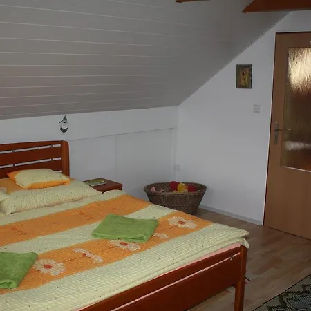 Apartment Benci Jindrichuv Hradec Room photo
