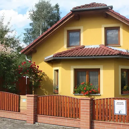 Apartment Benci Jindrichuv Hradec Room photo